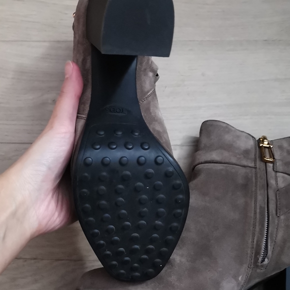 Tod's Ankle boots - Picture 3 of 4
